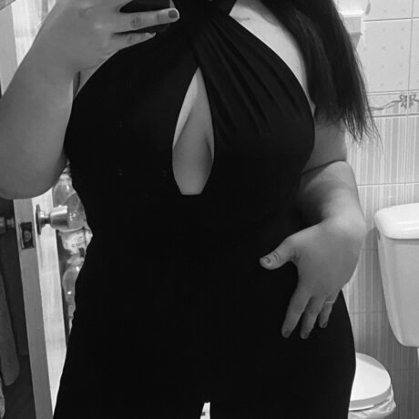 Foto di nudo di fuga di OnlyFans di Klaudia