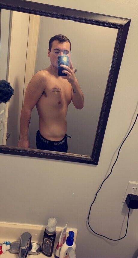 Photo nue de fuite OnlyFans de Sean