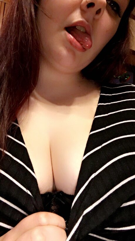 Nacktes geleaktes OnlyFans-Foto von Ladiebug