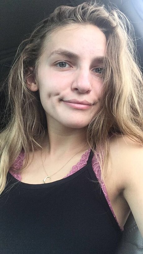Обнаженная фотография утечки OnlyFans от Tori