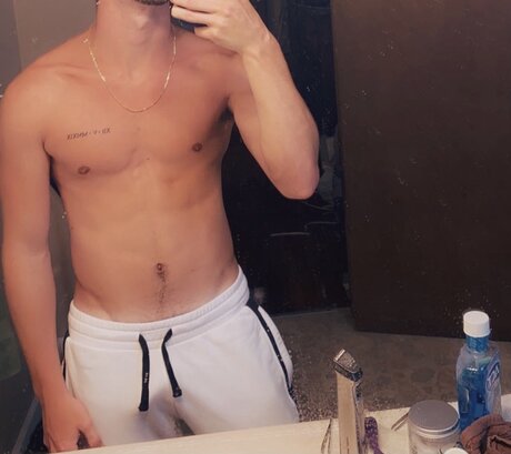 Foto nua vazada do OnlyFans de Jamesgray