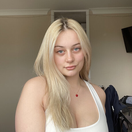 Naken lekkede OnlyFans-bilde av Rosie