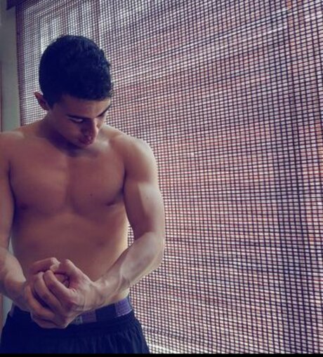Alasti lekkinud OnlyFans-i pilt Sebastian Romero