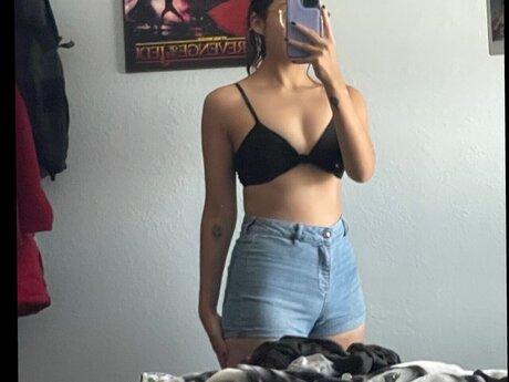 Nagie wyciekłe zdjęcie OnlyFans od Delilah