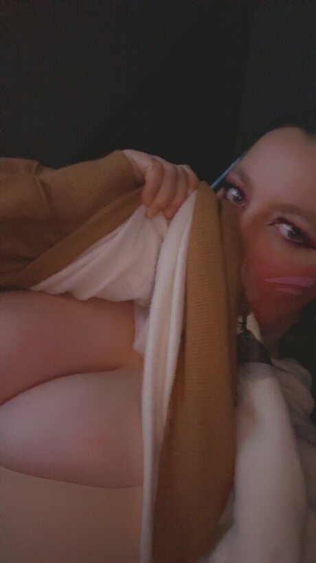 Naken lekkede OnlyFans-bilde av Holly