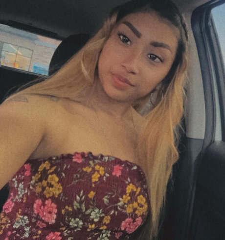 Nacktes geleaktes OnlyFans-Foto von Honey 