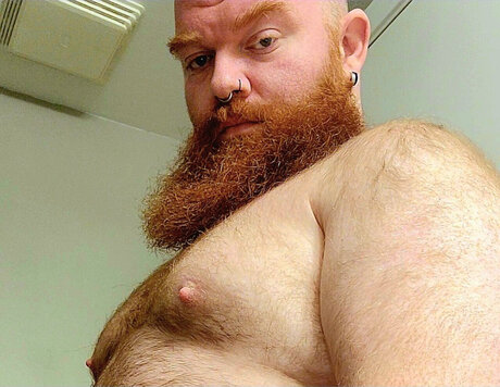 Naakte gelekte OnlyFans-foto van Yukon Wallace