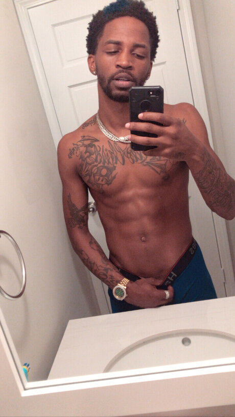 Nahá fotka uniklých OnlyFans od Sagx10