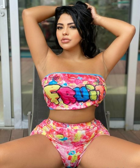 Nahá fotka uniklých OnlyFans od Indialovex