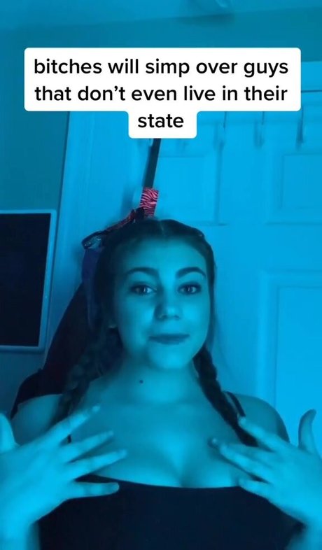 Alasti lekkinud OnlyFans-i pilt Talea