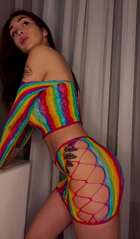 Nahá fotka uniklých OnlyFans od Aisultana