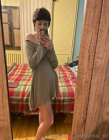 Naken lekkede OnlyFans-bilde av Aymaiof