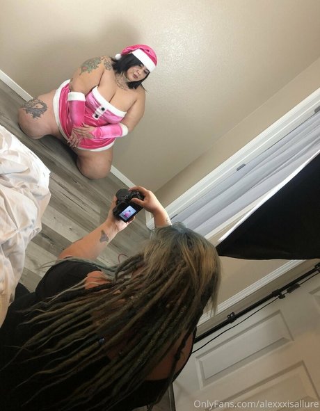Alexxxisallure