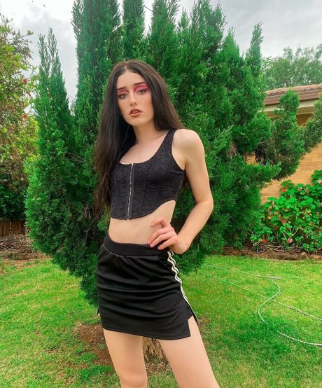 Venus Moorez