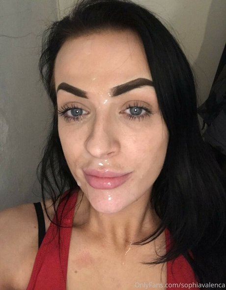 Обнаженная фотография утечки OnlyFans от Uksophiasnow