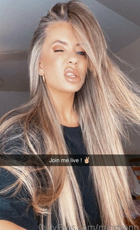 Nahá fotka uniklých OnlyFans od Mindyann