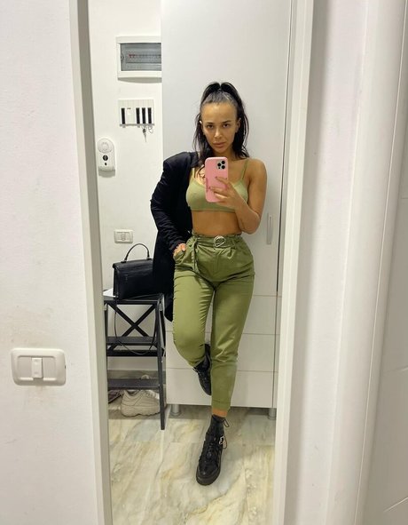 Nahá fotka uniklých OnlyFans od Jessica Sirbu
