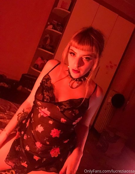 Naken lekkede OnlyFans-bilde av Lucreziaossa