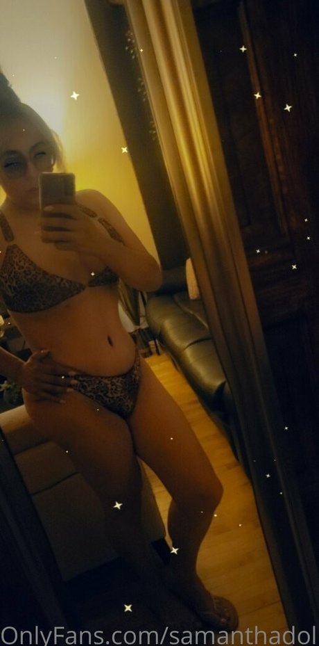 Nahá fotka uniklých OnlyFans od Samanthadoll10