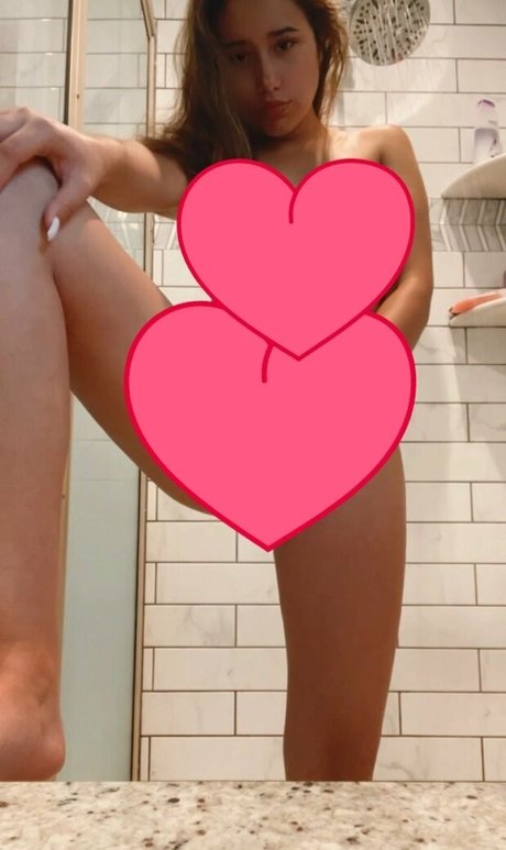 Обнаженная фотография утечки OnlyFans от Rlunas