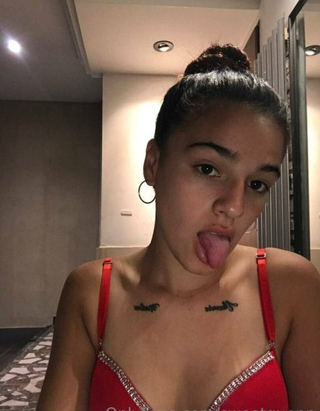 Обнаженная фотография утечки OnlyFans от Sweetquenn