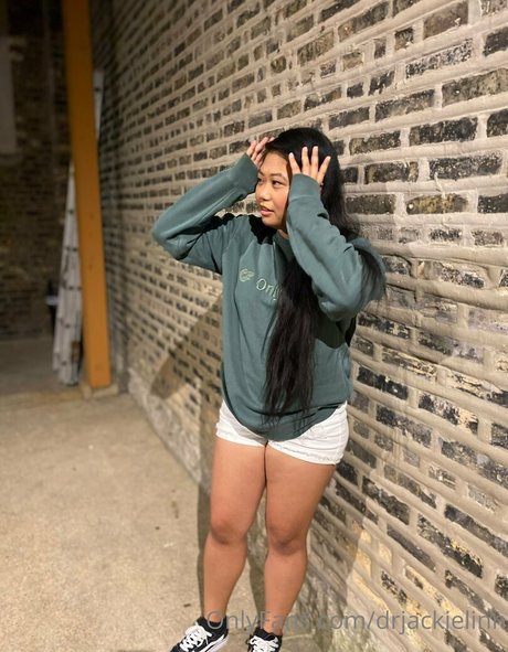 Nahá fotka uniklých OnlyFans od Drjackielinn