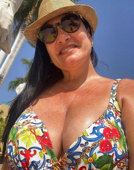 Angela Cavagna OnlyFans