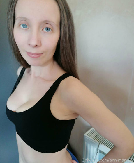 Naughtyannmarie