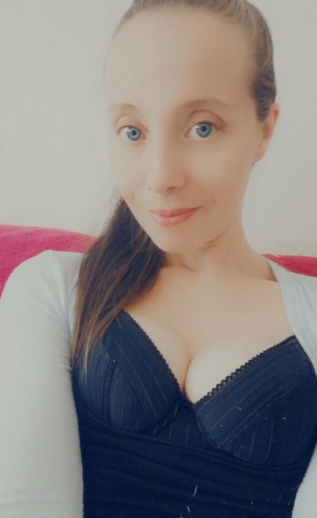 Naughtyannmarie