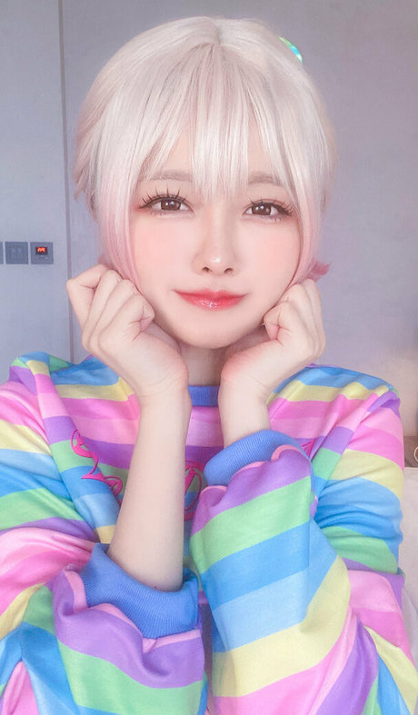 Arty42575619