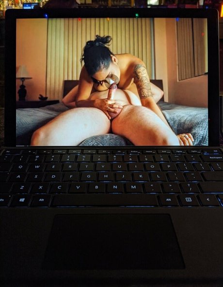Nahá fotka uniklých OnlyFans od Xsamsinghx
