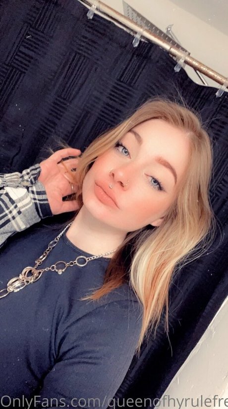 Naken läckt OnlyFans-bild av Queenofhyrulefree