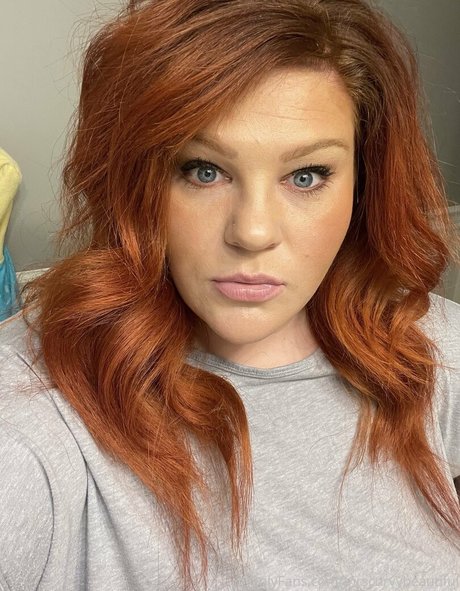 Naken läckt OnlyFans-bild av Mrscurvybeautiful
