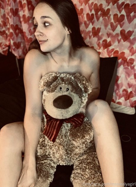 Msstealyagirl