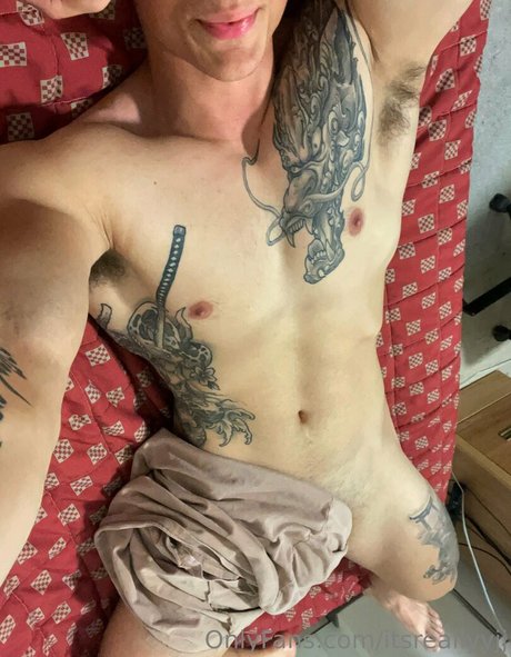 Naken läckt OnlyFans-bild av Itsreallyyjj