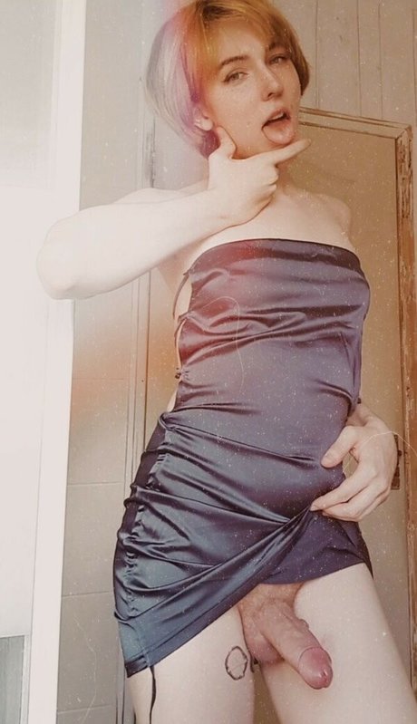 Nahá fotka uniklých OnlyFans od Lexxiraus