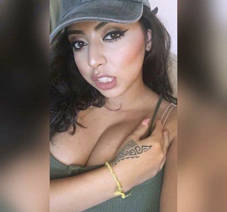 Nahá fotka uniklých OnlyFans od Sadd Pup