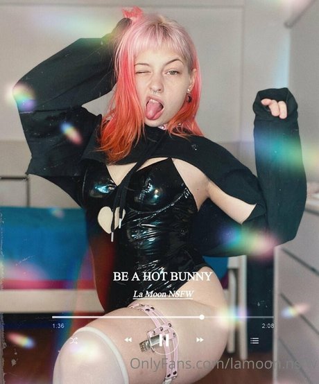 Nahá fotka uniklých OnlyFans od Lamoonnsfw