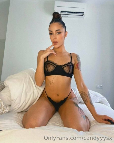 Nahá fotka uniklých OnlyFans od Candyyysx