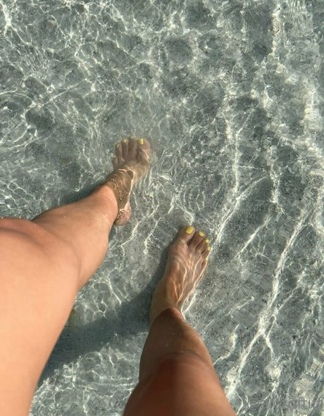 Nahá fotka uniklých OnlyFans od Alotoftiff