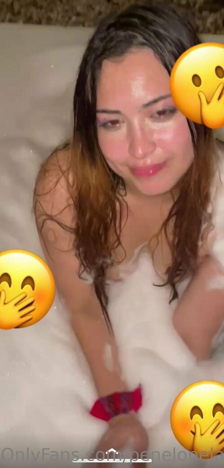 Naken lekkede OnlyFans-bilde av Penelopeland