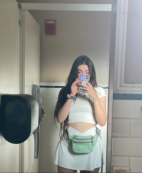 Nahá fotka uniklých OnlyFans od Lofiluvasmr