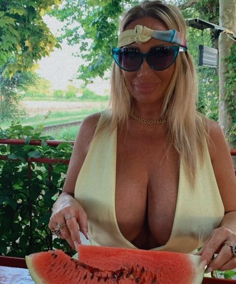 Mara Traversi OnlyFans泄露裸照
