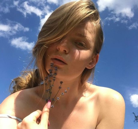 Обнаженная фотография утечки OnlyFans от Anastasiiiyaa