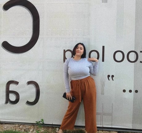 Nahá fotka uniklých OnlyFans od Phiromya Pangyouk