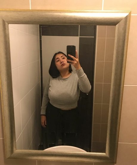 Nagie wyciekłe zdjęcie OnlyFans od Phiromya Pangyouk