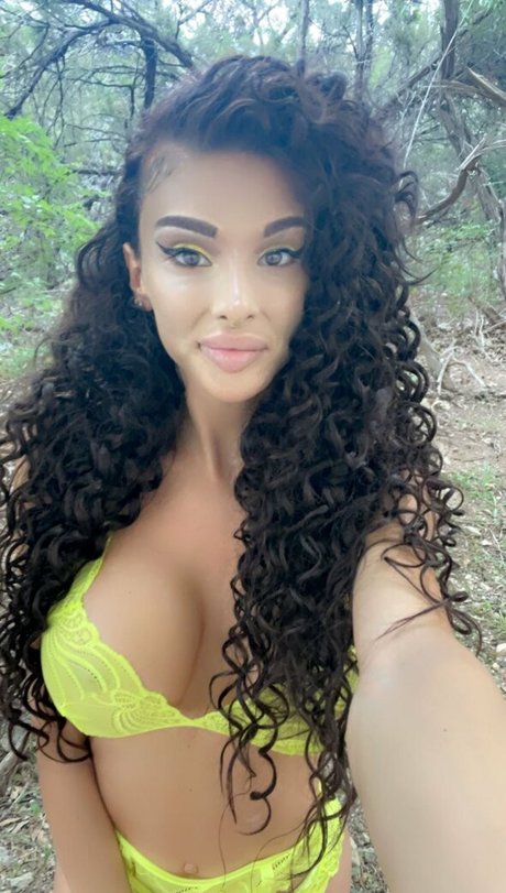 Bigdicktrannynicole