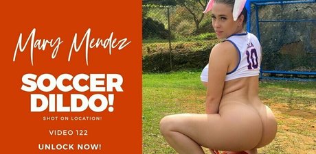 Naakte gelekte OnlyFans-foto van Mary Mendez