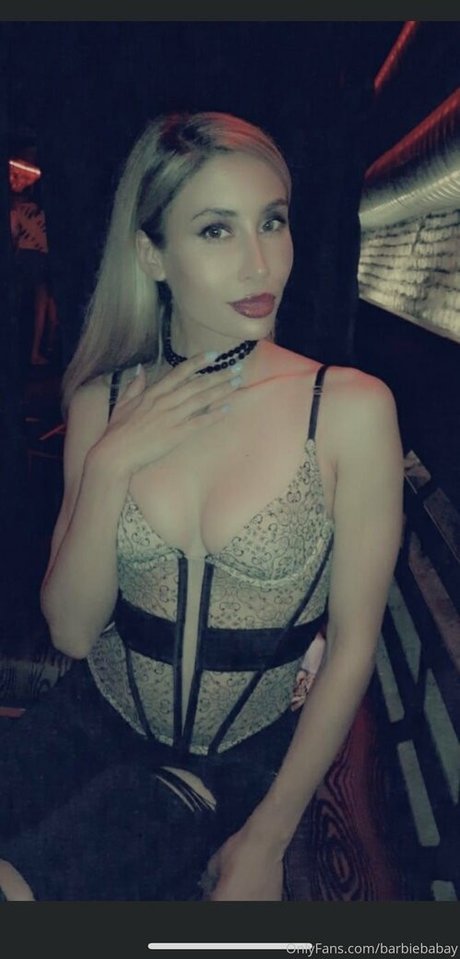Naken läckt OnlyFans-bild av Barbiebabay
