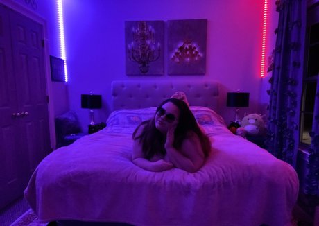 Naken lekkede OnlyFans-bilde av Fatbae